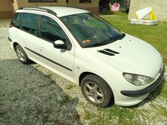 Prodám Peugeota 206