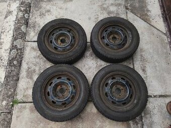 15" 4x108 zimní komplet Peugeot Citroen + 205/65R15 8m