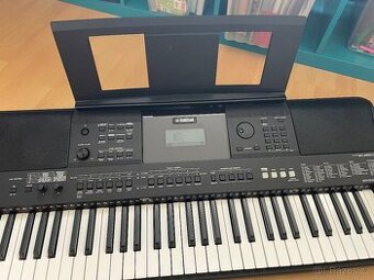 Klávesy Yamaha PSR-E453 + stojan