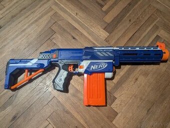 Nerf puška retaliator elite