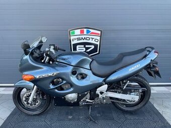 Suzuki GSXF 750 rok 2000