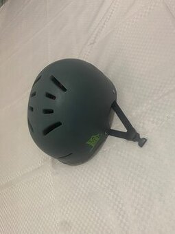Přilba pro cyklisty