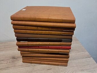 Poštovní známky,  15 albumů  , 4300 známek a aršíků