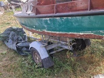 Prodám kajutovou lod