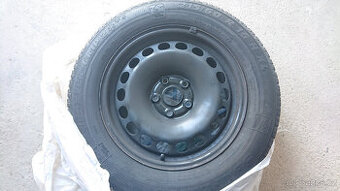 Zimni pneu 215/60 R16 (Skoda Yeti 5x112).