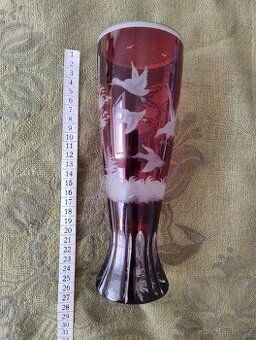 POHÁR RUBÍNOVÉ SKLO