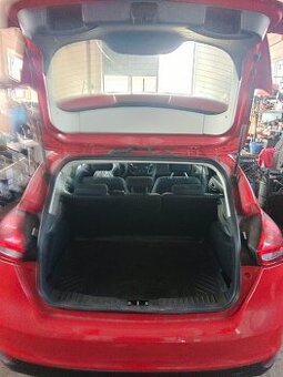 Prodam FORD FOCUS 2015