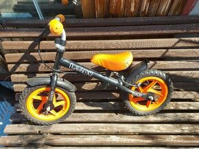 Dětské odrážedlo