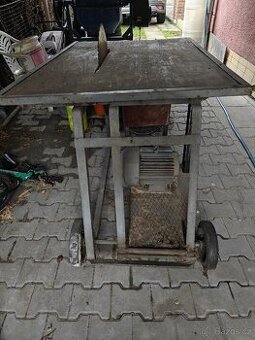 Cirkulárka, stolní pila