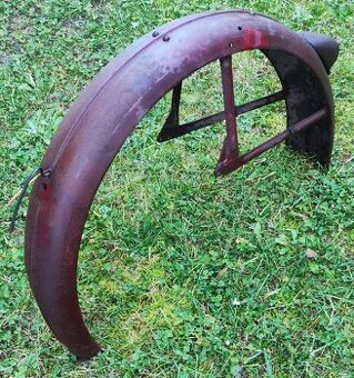 ČZ 150C - zadní blatník, původně červený