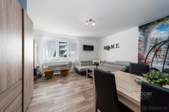 Příjemný byt se zahrádkou v Dobrovici u Mladé Boleslavi. - 1