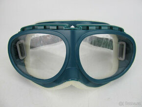 Jawa ČZ Simson MZ Pionýr Stadion Cross Okula BRÝLE MOTOCYKL