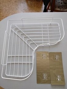 Závěsná polička do koupelny