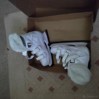 Dámské lední brusle