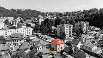 Bytová jednotka 3+1, balkon, zahrada - Úpice - Veselka