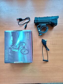 Multifunkční reflektor na kolo