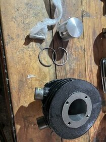 ČZ 125 B TOP Válec po profi vybrusu s kompletní pístní sadou