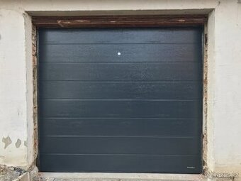 Sekční garážová vrata