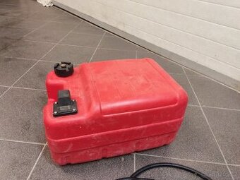 Přídavná nádrž 24L - hadice Mercury