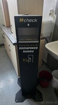Stroj na dezinfekci