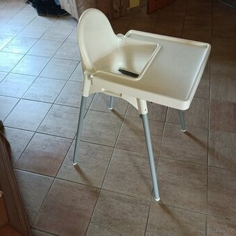Dětská krmící ikea židlička