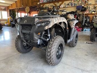 Can-Am Outlander 700 Camouflage 2024r čtyřkolka