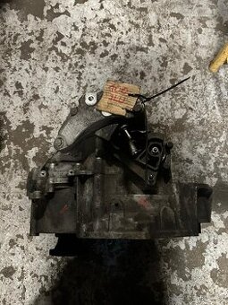 Převodovka 2l 103 kw JLU tel 731328873