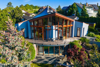 Výjimečná architektonická vila Brno - Ořešín