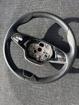 Octavia 4 volant