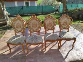 4 kusy starých židlí