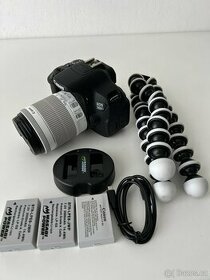 digitální fotoaparát Canon EOS 700D + Canon EF-S 18-55mm