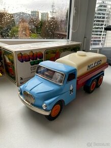 Tatra KDN staré hračky - 1