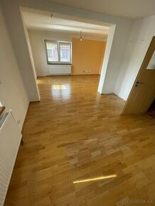 Dřevěná podlaha - 1