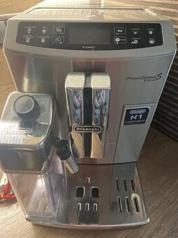 Prodám kávovar delonghi primadonna S evo