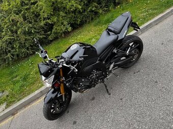 Yamaha fz8