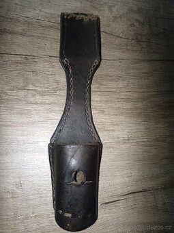 Závěsník,bodák, bajonet Mauser?
