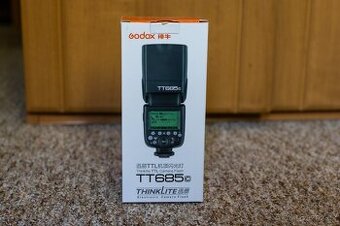 Blesk GODOX TT685 pro Canon