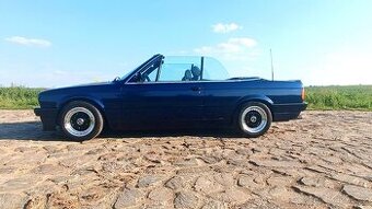 BMW E30 325i cabrio