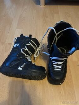 Boty na snowboard BURTON