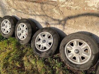 Prodám pneumatiky Opel Omega + disky