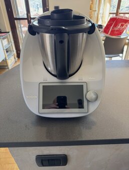 Thermomix TM6, skvělý stav, zakoupen, ale je stále nový