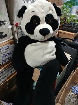 Velký plyšový koník, panda na spani