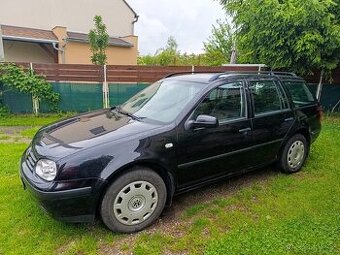 Volkswagen Golf Variant 1.6 16 V (77 kW), rok 2002, kombi