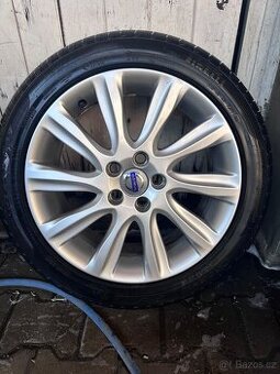 Letní sada alu kol Volvo V40 205/50 R17