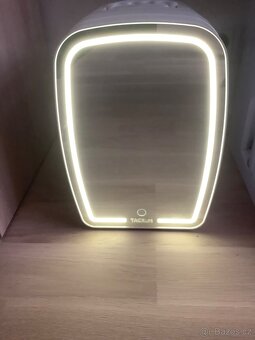 Přenosná kosmetická lednička L ´Oréal s LED zrcadlem - 1
