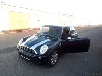 mini cooper 1.6-66kw edice seven nová STK