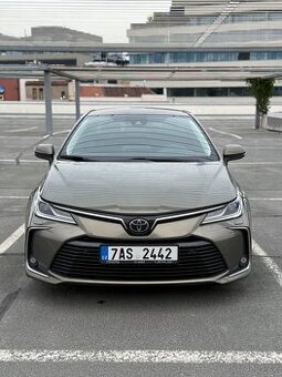 Toyota Corolla Sedan s LPG - Velmi dobrý stav - Odpočet DPH
