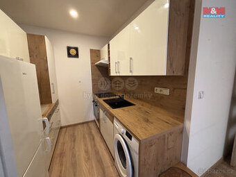 Pronájem bytu 2+kk, 45 m², Králův Dvůr, ul. Pod Hájem