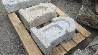 Kamenná kaplička, žulová kaplička, 2 ks - 1