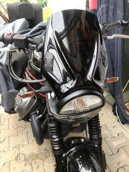 Prodám čelní sklo,štítek na moto